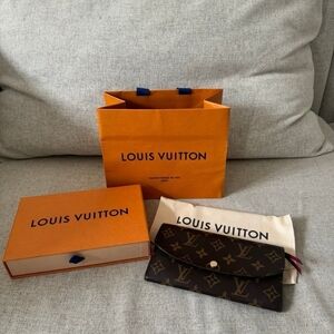 Louis Vuitton Emilie Wallet
